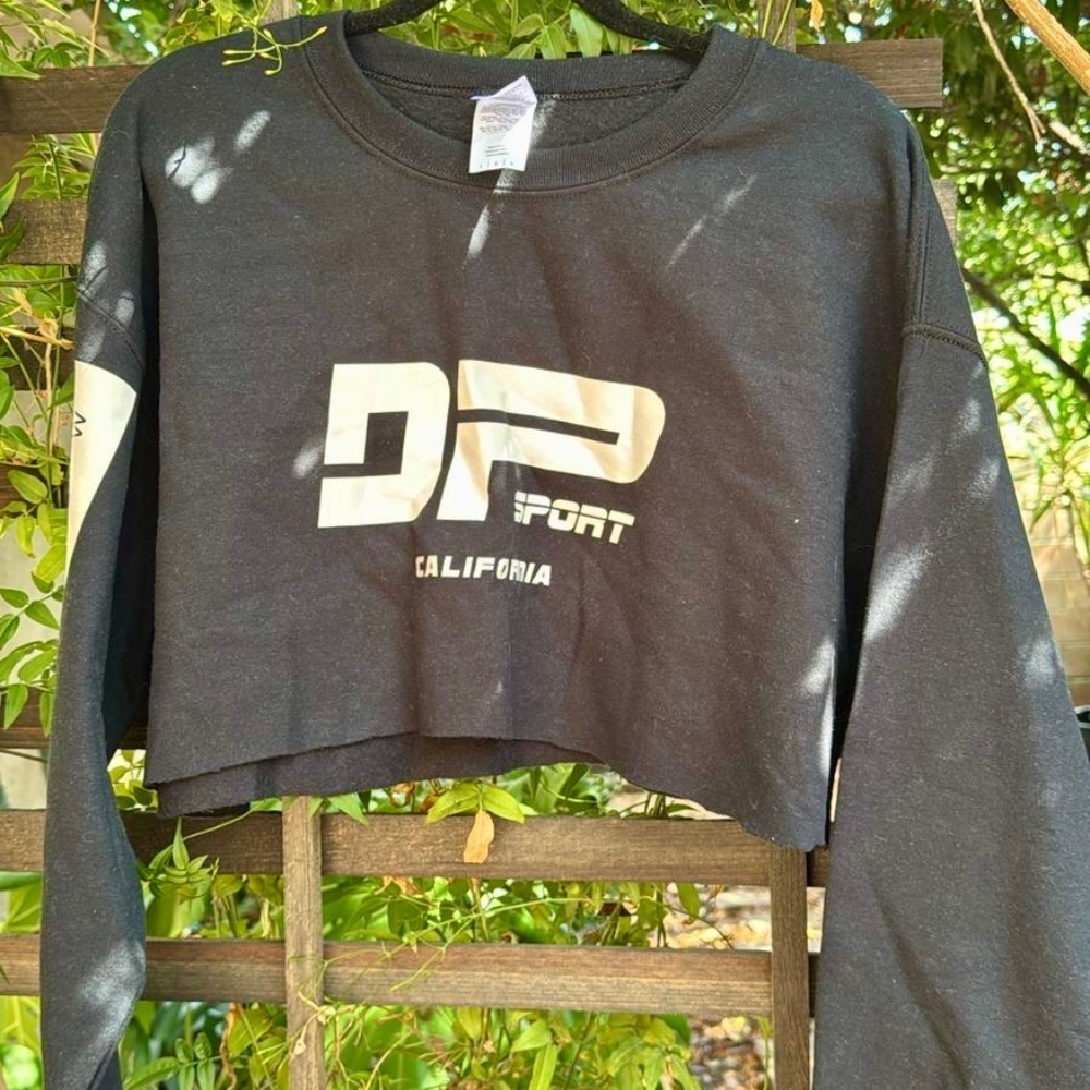 DANIEL PATRICK Sport Women's Large Cropped Sweater SAMPLE Black
